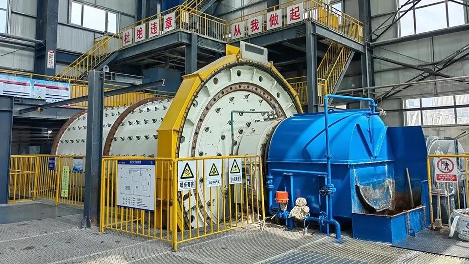  Gold ore wet grinding ball mill