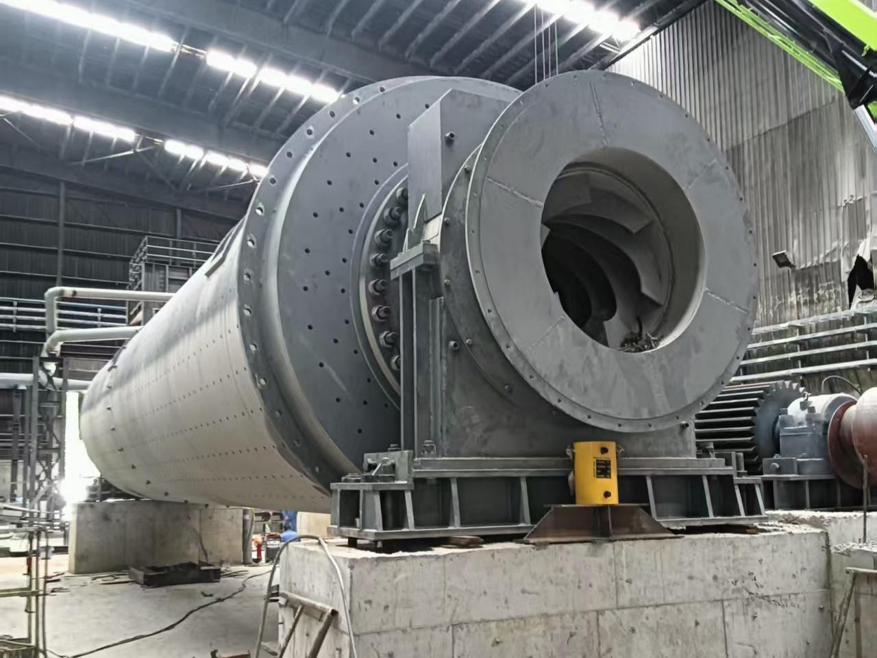  Dry grinding ball mill