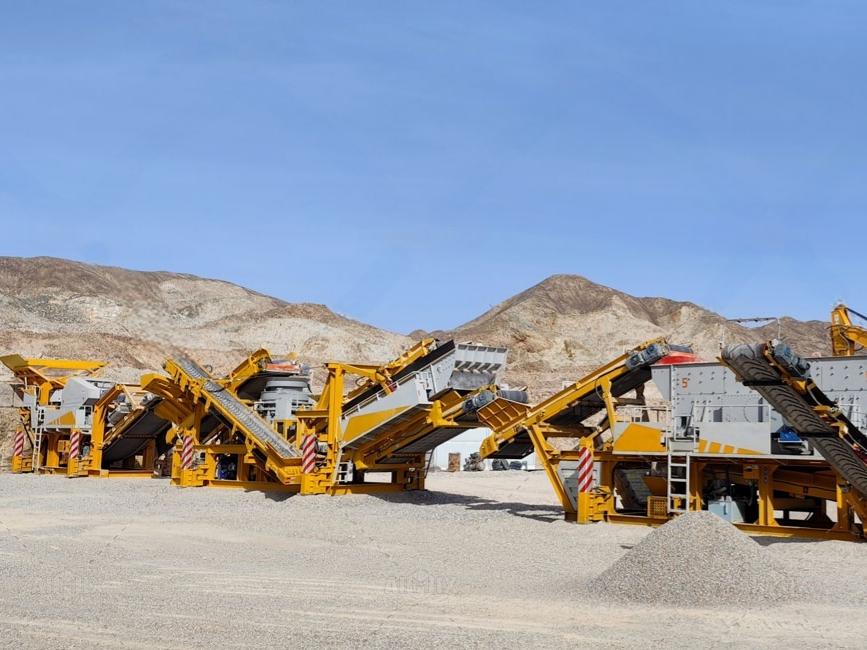 Mobile jaw crushing plant