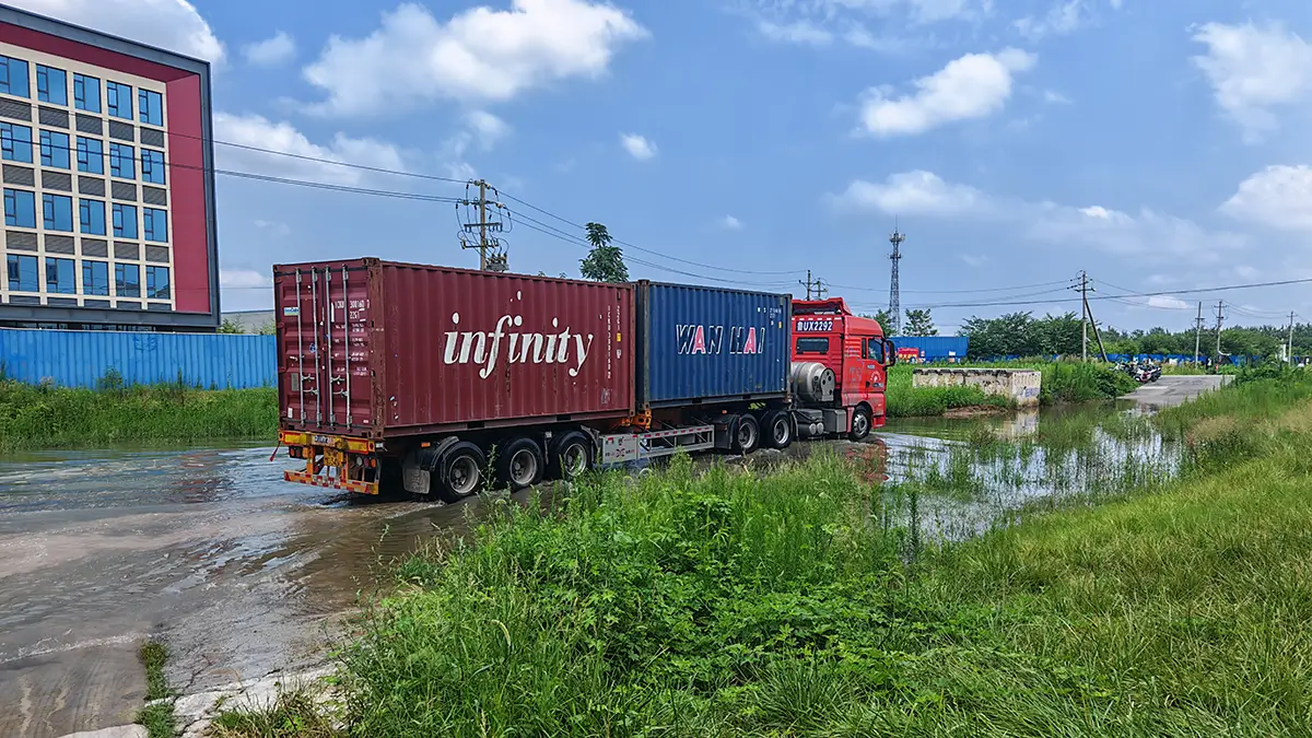 Professional Packaging and Standardized Shipping of Hammer Crushers